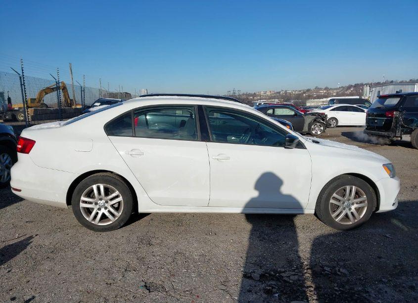 Photo 12 of 2015 Volkswagen Jetta 2.0L S (VIN 3VW2K7AJ0FM243345)