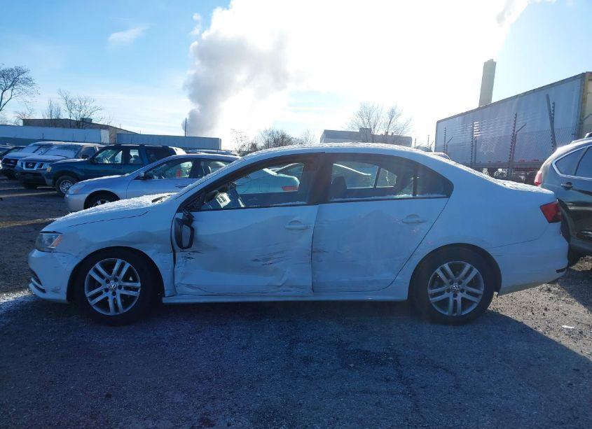 Photo 13 of 2015 Volkswagen Jetta 2.0L S (VIN 3VW2K7AJ0FM243345)