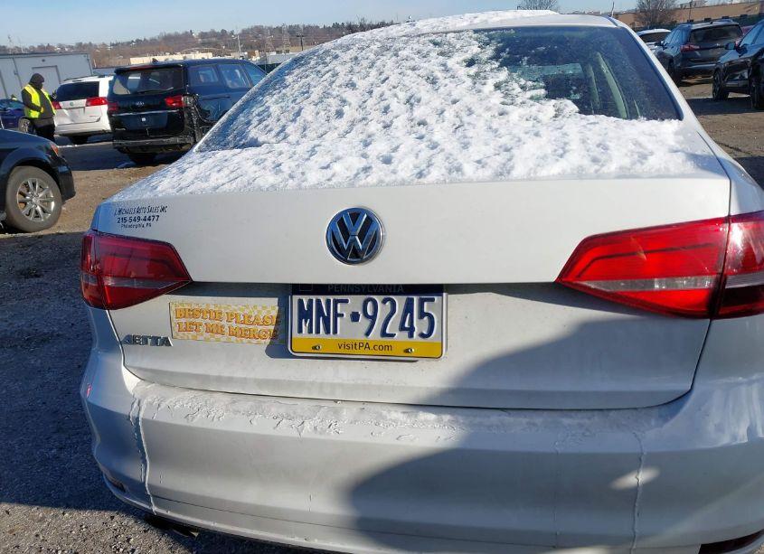 Photo 15 of 2015 Volkswagen Jetta 2.0L S (VIN 3VW2K7AJ0FM243345)