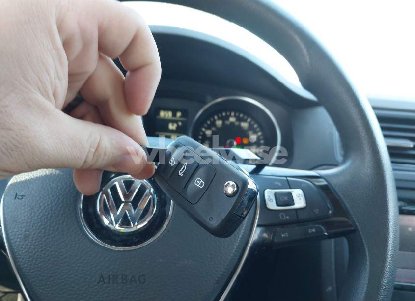 Photo 11 of 2015 Volkswagen Jetta 2.0L S (VIN 3VW2K7AJ0FM290276)