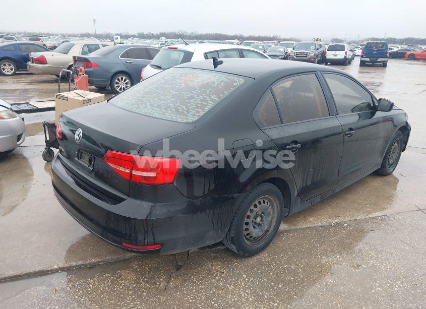 Photo 4 of 2015 Volkswagen Jetta 2.0L S (VIN 3VW2K7AJ0FM290276)