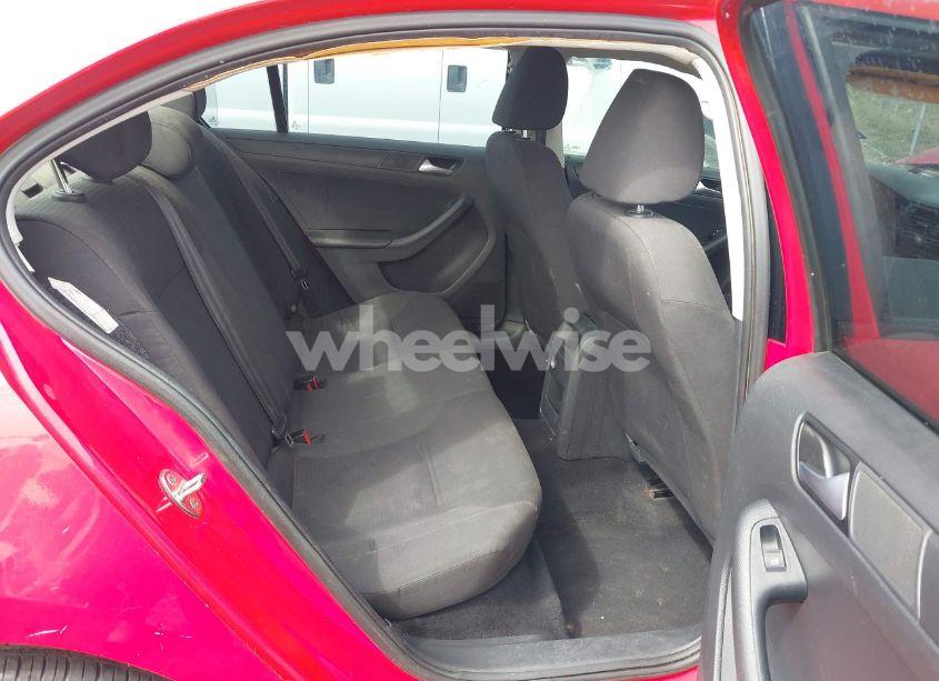 Photo 8 of 2015 Volkswagen Jetta 2.0L S (VIN 3VW2K7AJ0FM356647)