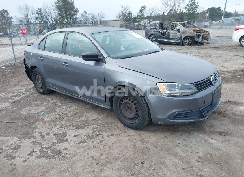 2012 Volkswagen Jetta 2.0L S (VIN 3VW2K7AJ1CM311745) main photo