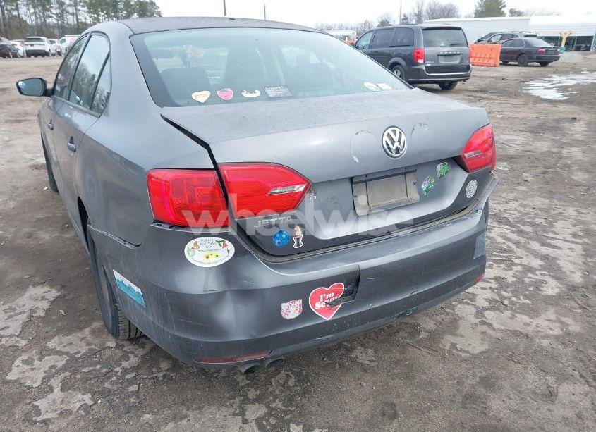 Photo 6 of 2012 Volkswagen Jetta 2.0L S (VIN 3VW2K7AJ1CM311745)