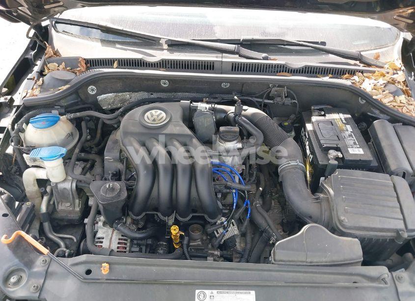 Photo 10 of 2012 Volkswagen Jetta 2.0L S (VIN 3VW2K7AJ1CM315813)