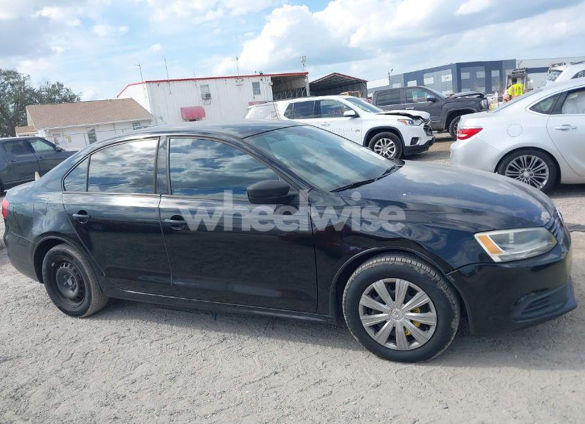 Photo 13 of 2012 Volkswagen Jetta 2.0L S (VIN 3VW2K7AJ1CM315813)