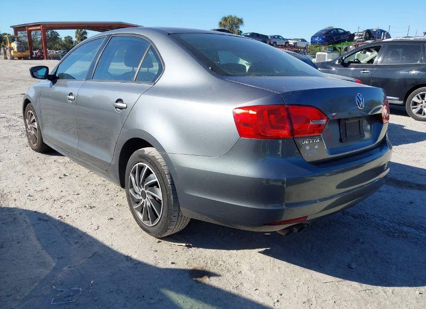 Photo 3 of 2012 Volkswagen Jetta 2.0L S (VIN 3VW2K7AJ1CM334703)