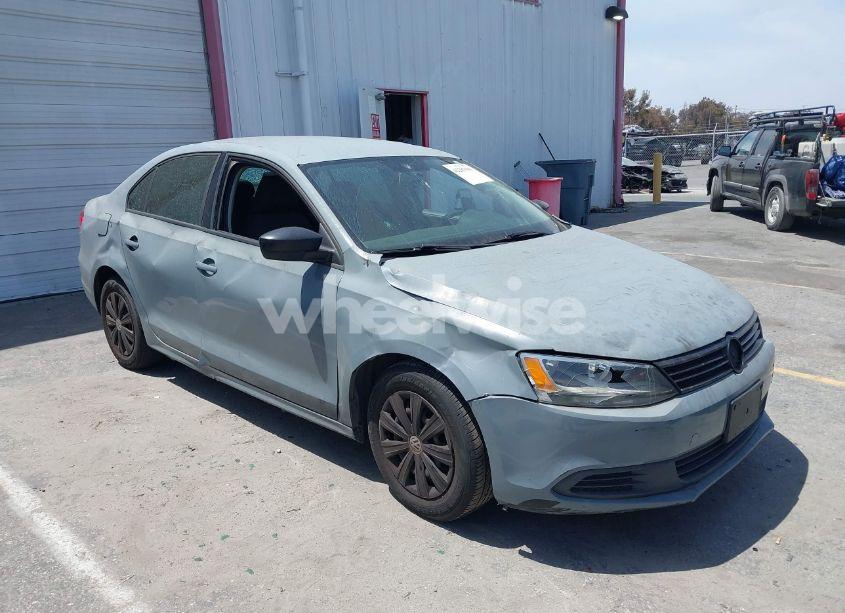 2012 Volkswagen Jetta 2.0L S (VIN 3VW2K7AJ1CM403258) main photo