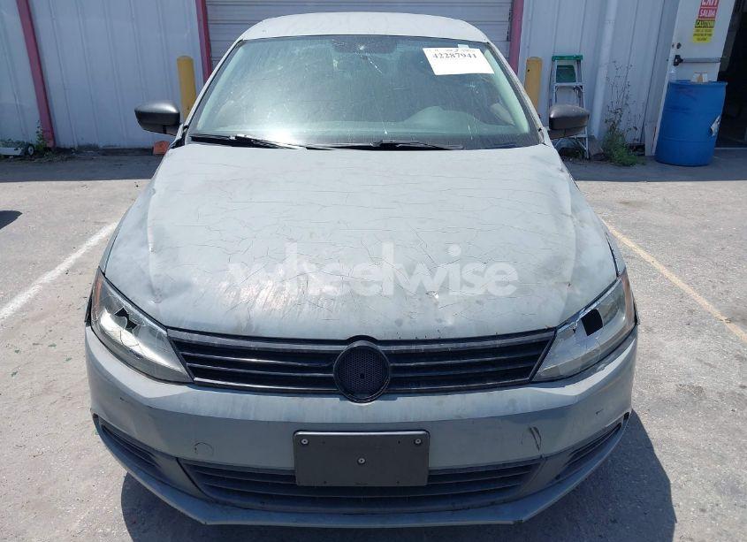 Photo 12 of 2012 Volkswagen Jetta 2.0L S (VIN 3VW2K7AJ1CM403258)