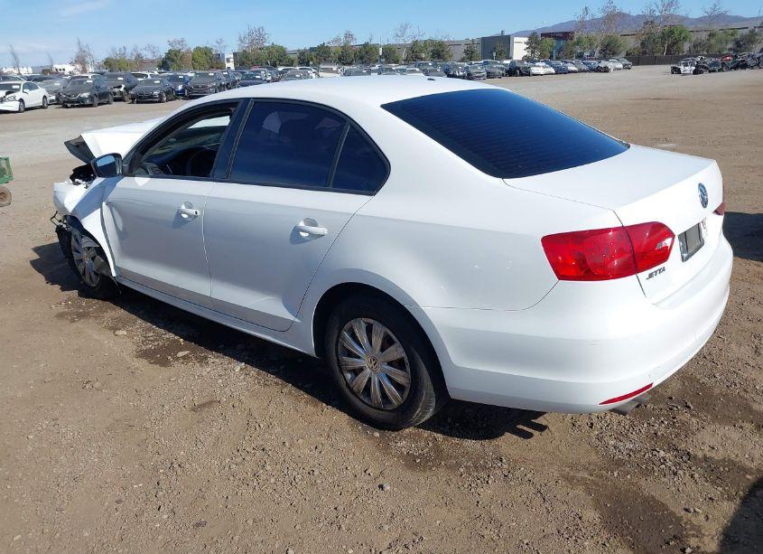 Photo 3 of 2012 Volkswagen Jetta 2.0L S (VIN 3VW2K7AJ1CM405379)