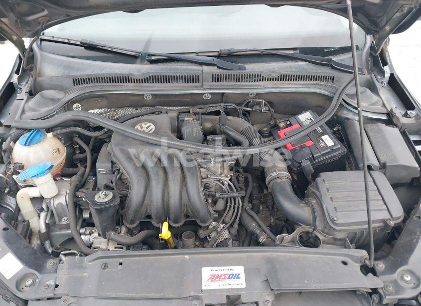 Photo 10 of 2014 Volkswagen Jetta 2.0L S (VIN 3VW2K7AJ1EM215195)