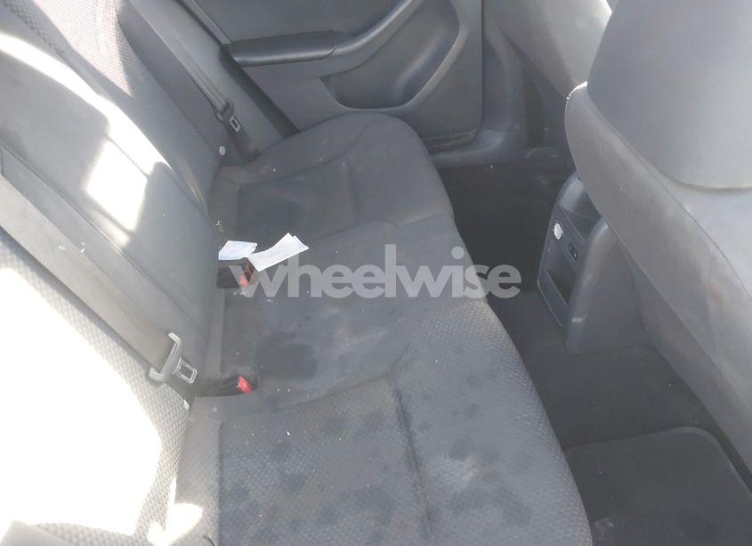 Photo 8 of 2014 Volkswagen Jetta 2.0L S (VIN 3VW2K7AJ1EM219053)