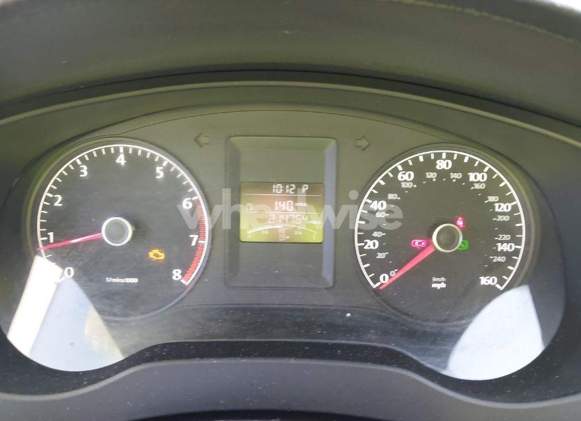 Photo 7 of 2014 Volkswagen Jetta 2.0L S (VIN 3VW2K7AJ1EM384374)