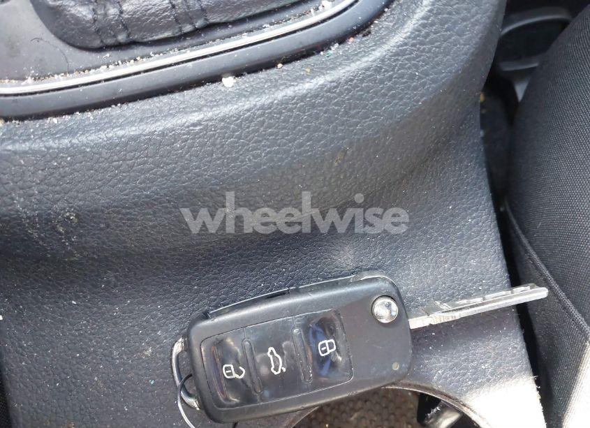 Photo 11 of 2015 Volkswagen Jetta 2.0L S (VIN 3VW2K7AJ1FM269582)