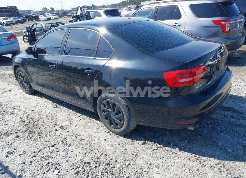 Photo 3 of 2015 Volkswagen Jetta 2.0L S (VIN 3VW2K7AJ1FM269582)