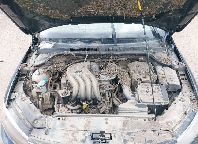 Photo 10 of 2015 Volkswagen Jetta 2.0L S (VIN 3VW2K7AJ1FM293509)