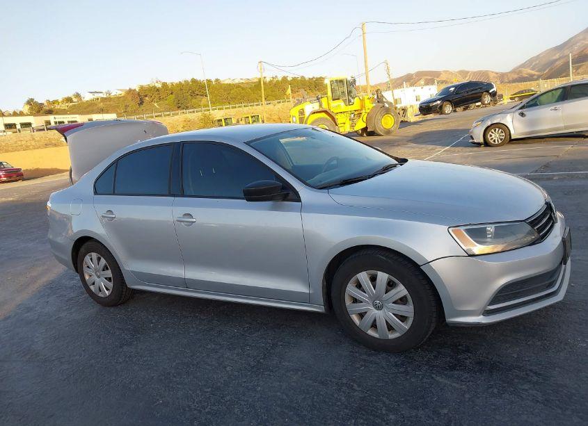 Photo 13 of 2015 Volkswagen Jetta 2.0L S (VIN 3VW2K7AJ1FM333409)