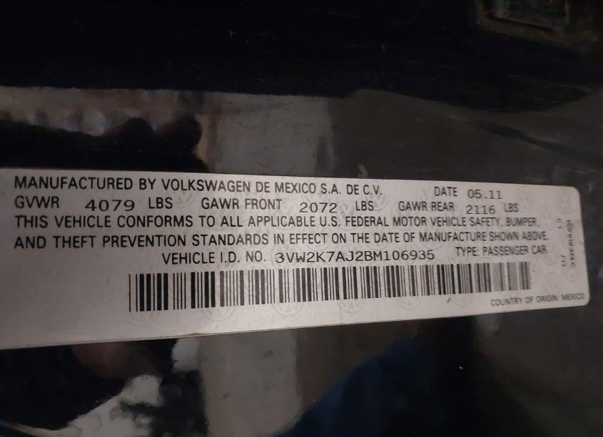 Photo 9 of 2011 Volkswagen Jetta 2.0L S (VIN 3VW2K7AJ2BM106935)