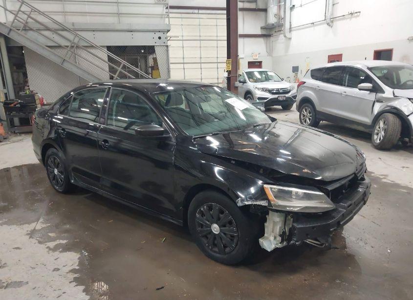 2011 Volkswagen Jetta 2.0L S (VIN 3VW2K7AJ2BM305953) main photo