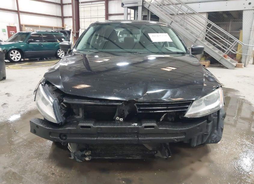 Photo 6 of 2011 Volkswagen Jetta 2.0L S (VIN 3VW2K7AJ2BM305953)