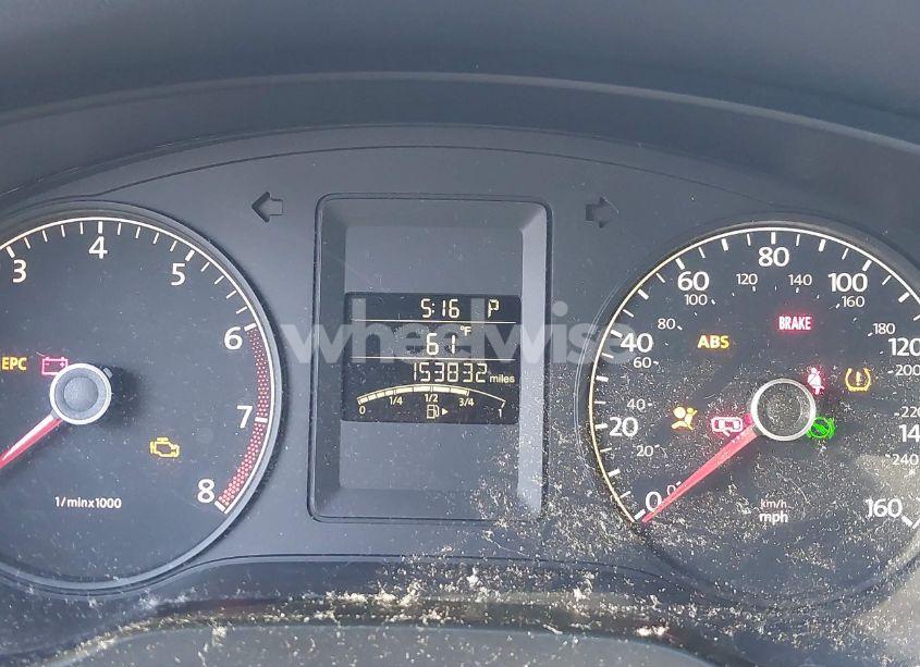 Photo 7 of 2011 Volkswagen Jetta 2.0L S (VIN 3VW2K7AJ2BM338838)