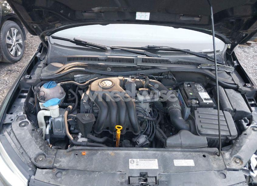 Photo 10 of 2012 Volkswagen Jetta 2.0L S (VIN 3VW2K7AJ2CM358072)