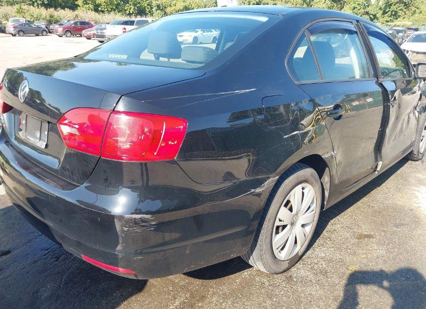 Photo 20 of 2012 Volkswagen Jetta 2.0L S (VIN 3VW2K7AJ2CM392691)