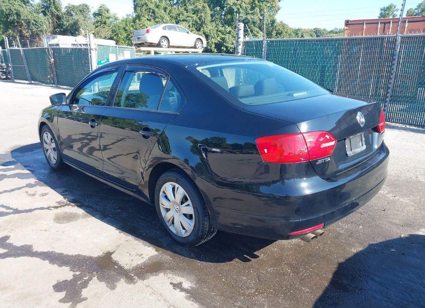 Photo 3 of 2012 Volkswagen Jetta 2.0L S (VIN 3VW2K7AJ2CM392691)