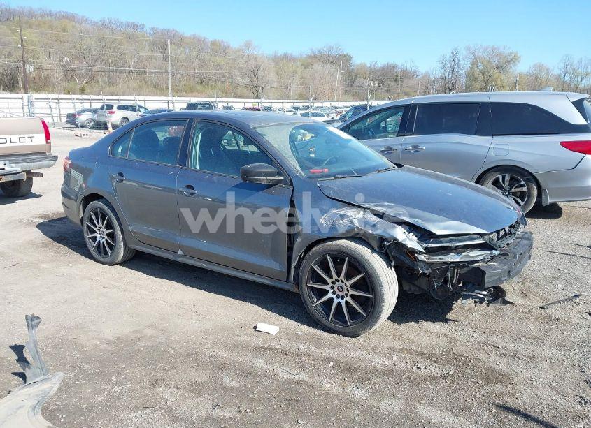 2012 Volkswagen Jetta 2.0L S (VIN 3VW2K7AJ2CM417329) main photo