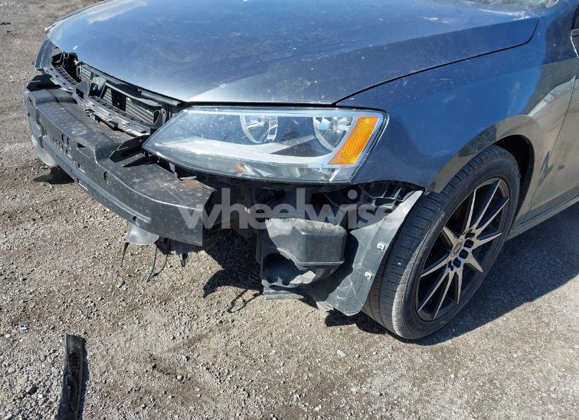 Photo 14 of 2012 Volkswagen Jetta 2.0L S (VIN 3VW2K7AJ2CM417329)