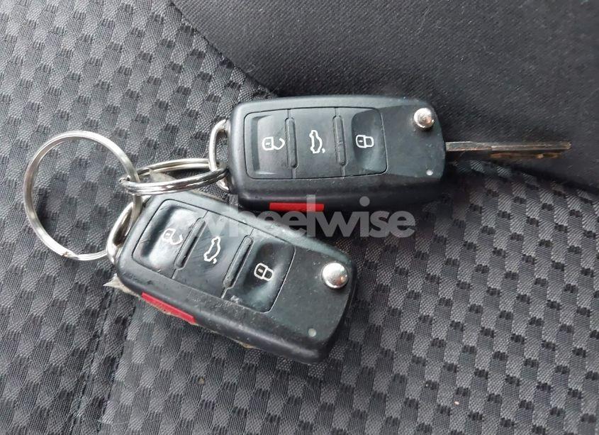 Photo 11 of 2013 Volkswagen Jetta 2.0L S (VIN 3VW2K7AJ2DM290664)