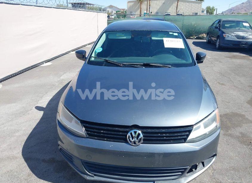 Photo 12 of 2013 Volkswagen Jetta 2.0L S (VIN 3VW2K7AJ2DM379876)