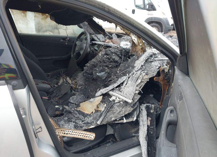 Photo 5 of 2014 Volkswagen Jetta 2.0L S (VIN 3VW2K7AJ2EM257469)