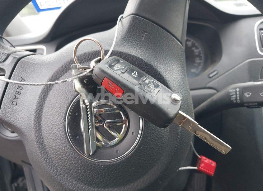 Photo 11 of 2014 Volkswagen Jetta 2.0L S (VIN 3VW2K7AJ2EM313510)