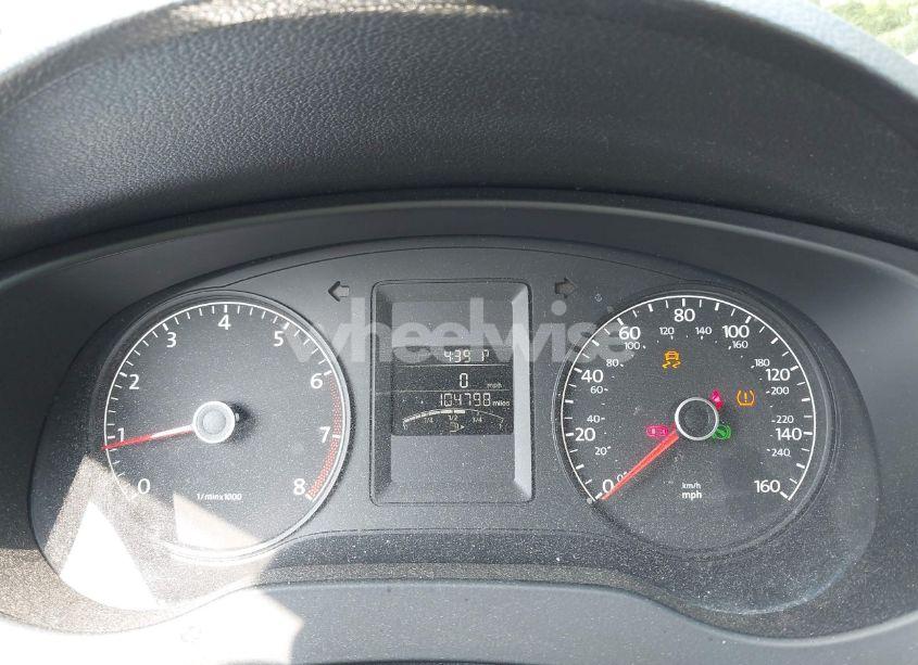 Photo 7 of 2014 Volkswagen Jetta 2.0L S (VIN 3VW2K7AJ2EM352047)