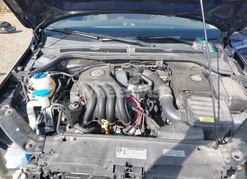 Photo 10 of 2014 Volkswagen Jetta 2.0L S (VIN 3VW2K7AJ2EM429306)