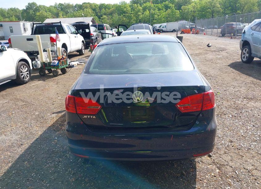 Photo 16 of 2014 Volkswagen Jetta 2.0L S (VIN 3VW2K7AJ2EM429306)