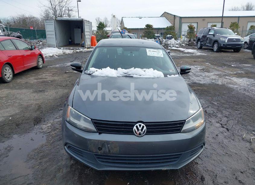Photo 12 of 2014 Volkswagen Jetta 2.0L S (VIN 3VW2K7AJ2EM429919)