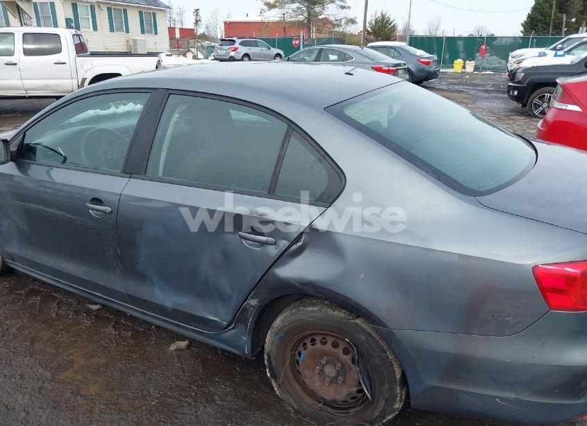 Photo 17 of 2014 Volkswagen Jetta 2.0L S (VIN 3VW2K7AJ2EM429919)