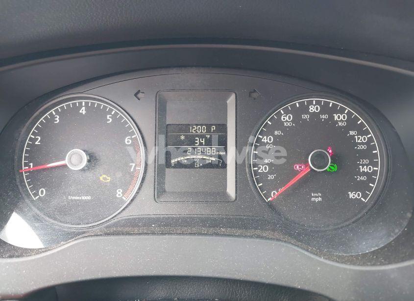 Photo 7 of 2014 Volkswagen Jetta 2.0L S (VIN 3VW2K7AJ2EM429919)