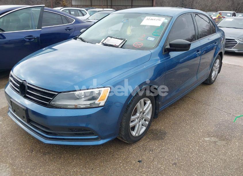 Photo 2 of 2015 Volkswagen Jetta 2.0L S (VIN 3VW2K7AJ2FM210847)