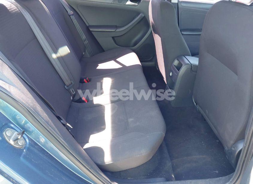 Photo 8 of 2015 Volkswagen Jetta 2.0L S (VIN 3VW2K7AJ2FM210847)