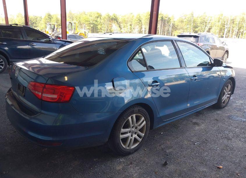 Photo 4 of 2015 Volkswagen Jetta 2.0L S (VIN 3VW2K7AJ2FM217913)