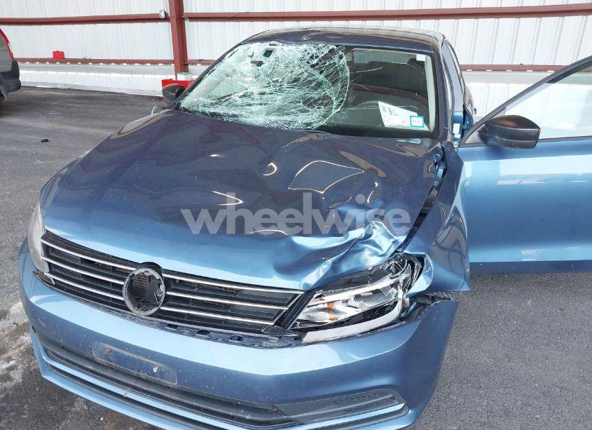 Photo 6 of 2015 Volkswagen Jetta 2.0L S (VIN 3VW2K7AJ2FM217913)