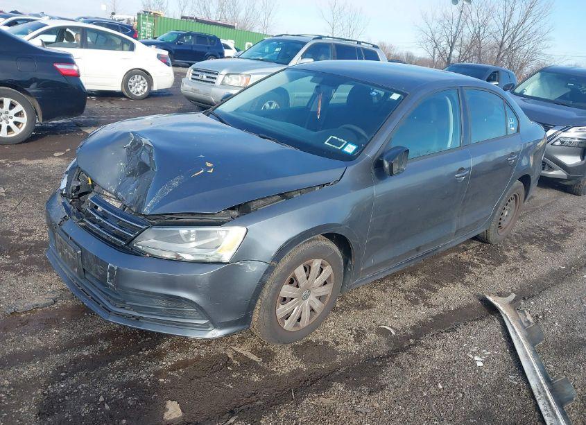 Photo 2 of 2015 Volkswagen Jetta 2.0L S (VIN 3VW2K7AJ2FM304338)