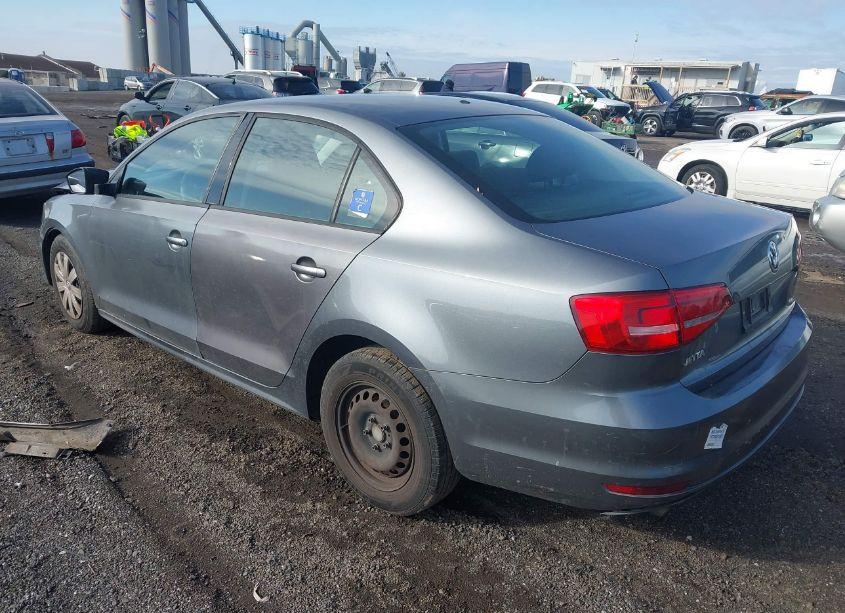 Photo 3 of 2015 Volkswagen Jetta 2.0L S (VIN 3VW2K7AJ2FM304338)