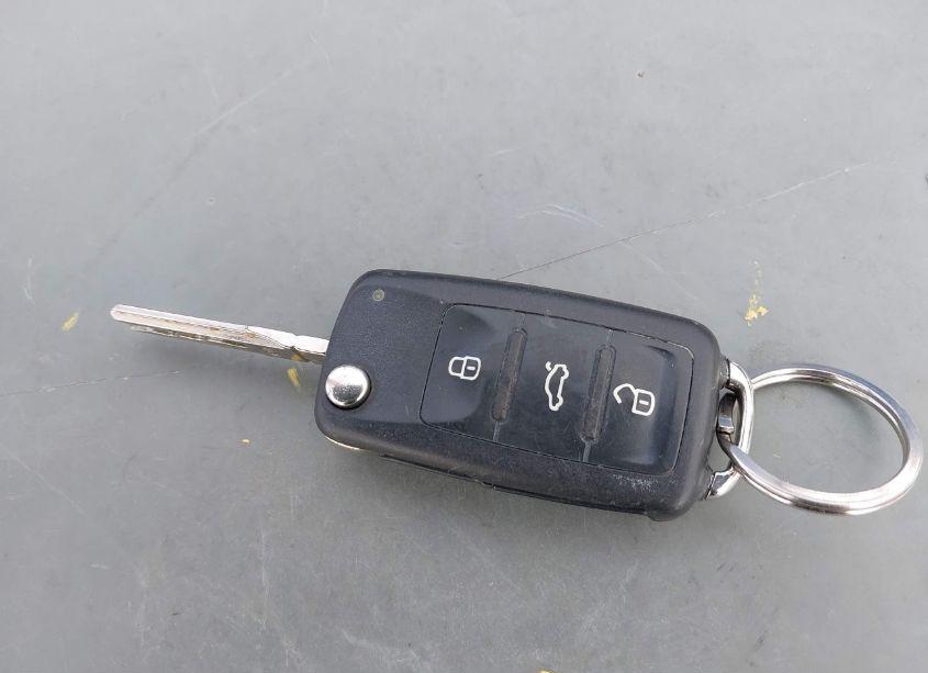 Photo 11 of 2015 Volkswagen Jetta 2.0L S (VIN 3VW2K7AJ2FM317543)