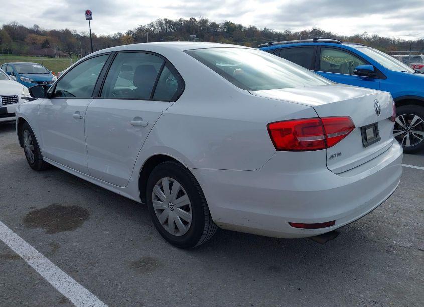 Photo 3 of 2015 Volkswagen Jetta 2.0L S (VIN 3VW2K7AJ2FM317543)