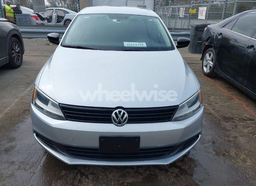 Photo 12 of 2013 Volkswagen Jetta 2.0L S (VIN 3VW2K7AJ3DM212510)