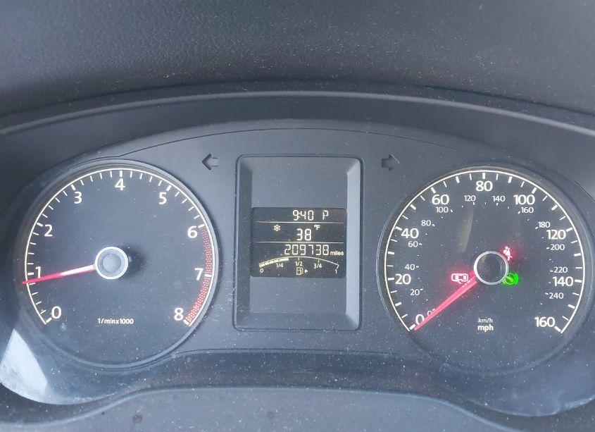 Photo 7 of 2013 Volkswagen Jetta 2.0L S (VIN 3VW2K7AJ3DM237665)